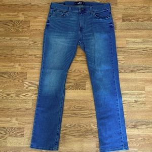 Men’s Slim Straight Hollister Blue Jeans Sz. 33/32